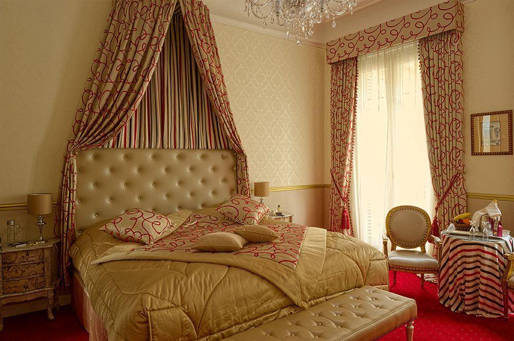 Hotel Claridge Paris Ngoại thất bức ảnh